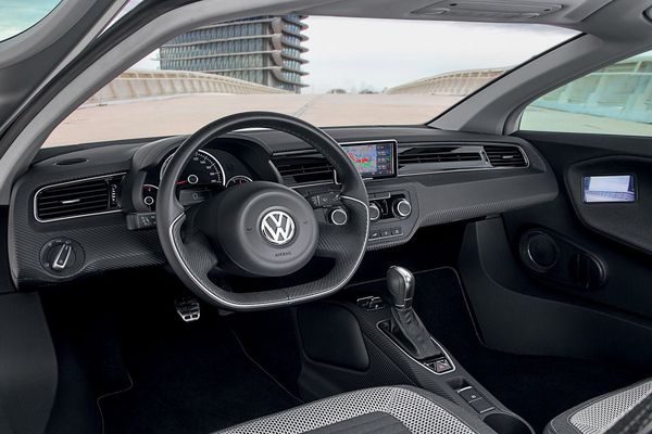 Volkswagen XL1 2011, купе, 1 поколение (01.2011 - 01.2016)