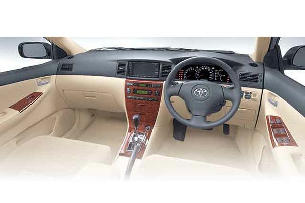 Toyota Allex рестайлинг 2002, хэтчбек 5 дв., 1 поколение, E120 (09.2002 - 03.2004)