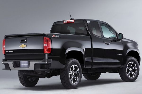 Chevrolet Colorado 2013, пикап, 2 поколение (11.2013 - н.в.)