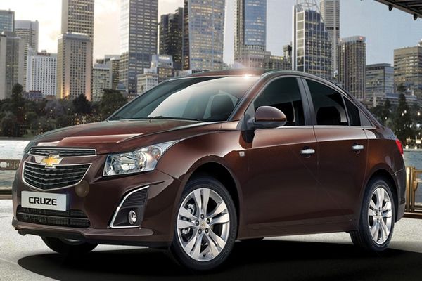 Chevrolet Cruze рестайлинг 2012, седан, 1 поколение, J300 (06.2012 - 10.2015)